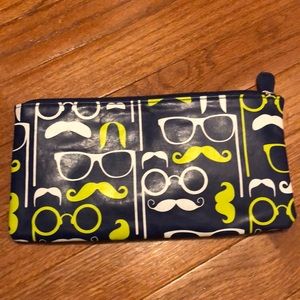 Very cute clutch/ wallet